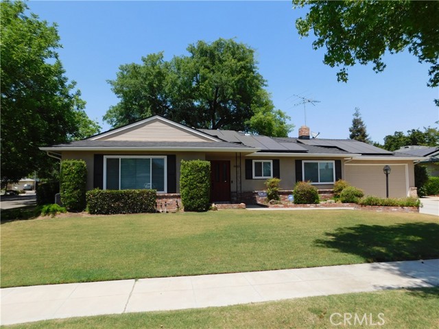 Detail Gallery Image 1 of 1 For 6662 N Hayston Ave, Fresno,  CA 93710 - 3 Beds | 2 Baths