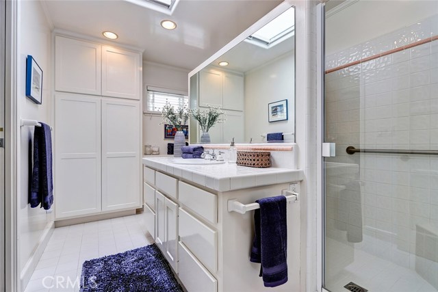401 6th Street, Manhattan Beach, California 90266, 4 Bedrooms Bedrooms, ,2 BathroomsBathrooms,Residential,Sold,6th,SB20226539