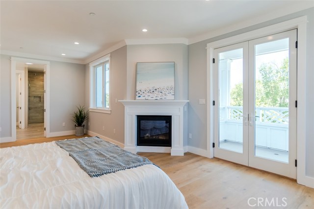 2200 Harkness Street, Manhattan Beach, California 90266, 5 Bedrooms Bedrooms, ,4 BathroomsBathrooms,Residential,Sold,Harkness,SB18090113
