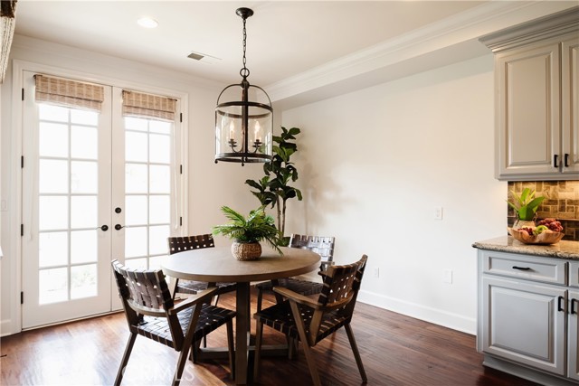 653 36th Street, Manhattan Beach, California 90266, 5 Bedrooms Bedrooms, ,5 BathroomsBathrooms,Residential,Sold,36th,SB21097306