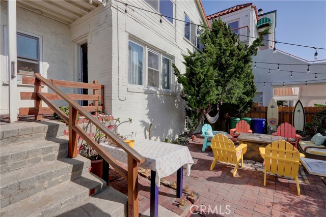 3905 Crest Drive, Manhattan Beach, California 90266, 3 Bedrooms Bedrooms, ,Residential,Sold,Crest,SB19240278