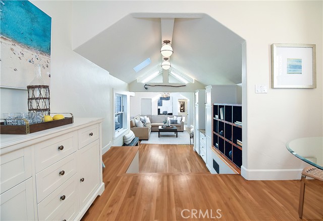 559 Avenue A, Redondo Beach, California 90277, 4 Bedrooms Bedrooms, ,2 BathroomsBathrooms,Residential,Sold,Avenue A,PV21028743