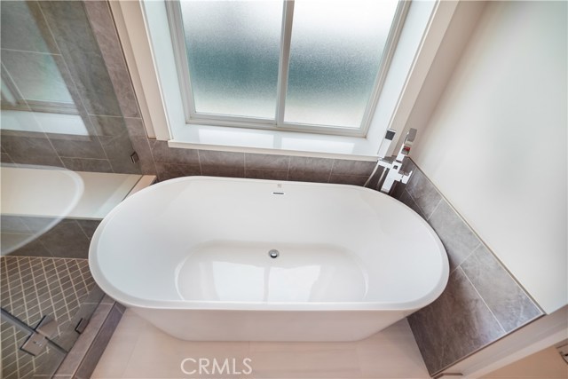 1108 Vincent Street, Redondo Beach, California 90277, 5 Bedrooms Bedrooms, ,4 BathroomsBathrooms,Residential,Sold,Vincent,SB18102573