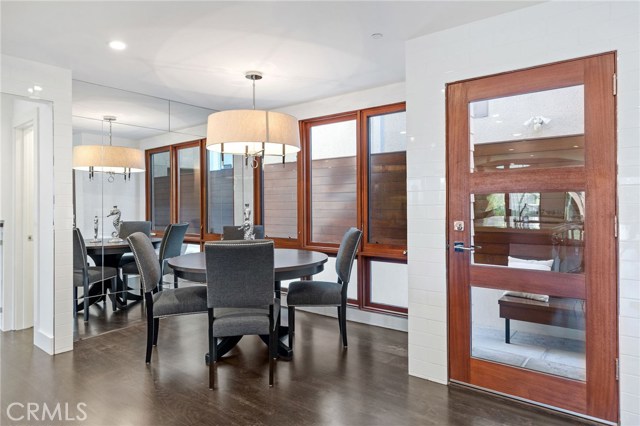 716 Manhattan Avenue, Manhattan Beach, California 90266, 3 Bedrooms Bedrooms, ,3 BathroomsBathrooms,Residential,Sold,Manhattan,SB20229192