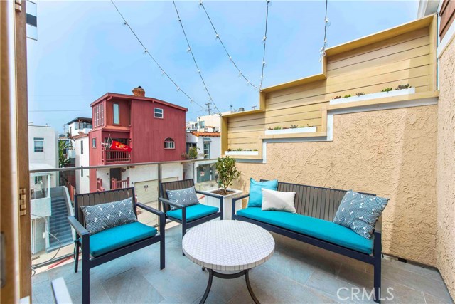 4222 Ocean Drive, Manhattan Beach, California 90266, 2 Bedrooms Bedrooms, ,2 BathroomsBathrooms,Residential,Sold,Ocean,SB20168937