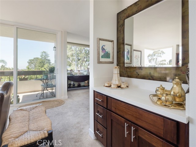 5965 Peacock Ridge Road, Rancho Palos Verdes, California 90275, 2 Bedrooms Bedrooms, ,2 BathroomsBathrooms,Residential,Sold,Peacock Ridge,SB21175513