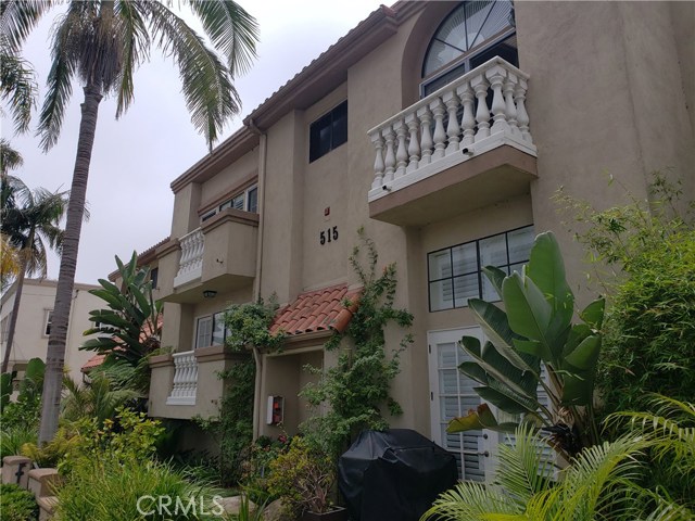 515 Gertruda Avenue, Redondo Beach, California 90277, 2 Bedrooms Bedrooms, ,2 BathroomsBathrooms,Residential,Sold,Gertruda,DW19150455