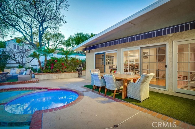1928 Velez Drive, Rancho Palos Verdes, California 90275, 4 Bedrooms Bedrooms, ,2 BathroomsBathrooms,Residential,Sold,Velez,SB21055701