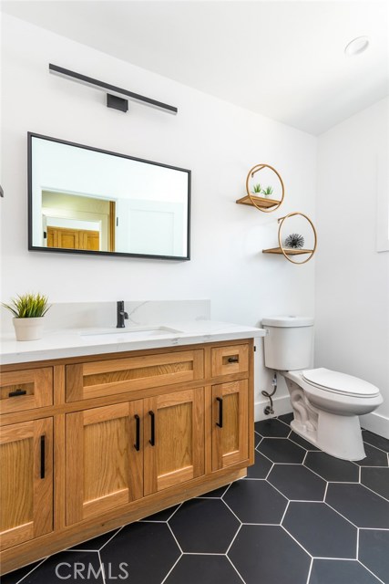 2517 Fisk Lane, Redondo Beach, California 90278, 4 Bedrooms Bedrooms, ,3 BathroomsBathrooms,Residential,Sold,Fisk,SB20145075