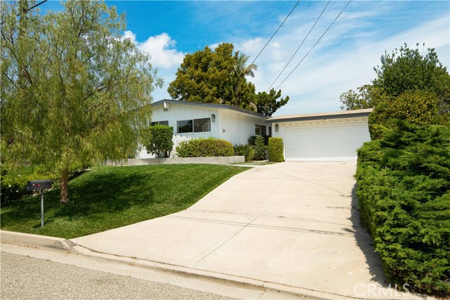 26 Gaucho Drive, Rolling Hills Estates, California 90274, 4 Bedrooms Bedrooms, ,2 BathroomsBathrooms,Residential,Sold,Gaucho,SB21153280