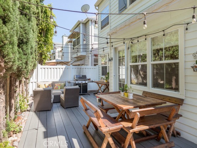 1800 Pacific Coast Highway, Redondo Beach, California 90277, 4 Bedrooms Bedrooms, ,2 BathroomsBathrooms,Residential,Sold,Pacific Coast,SB20149848