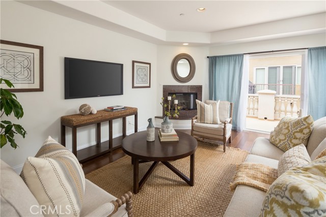 1461 12th Street, Manhattan Beach, California 90266, 3 Bedrooms Bedrooms, ,2 BathroomsBathrooms,Residential,Sold,12th,SB17108365
