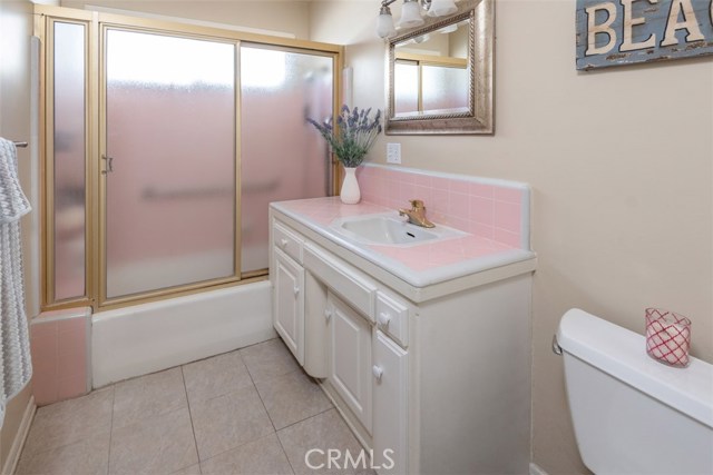 2105 Walnut Avenue, Manhattan Beach, California 90266, 4 Bedrooms Bedrooms, ,2 BathroomsBathrooms,Residential,Sold,Walnut,SB19018685