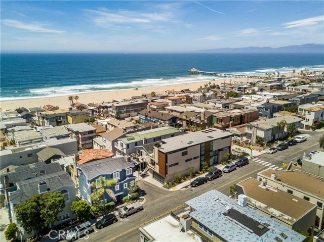 232 5th Place, Manhattan Beach, California 90266, 3 Bedrooms Bedrooms, ,3 BathroomsBathrooms,Residential,Sold,5th,SB17090395