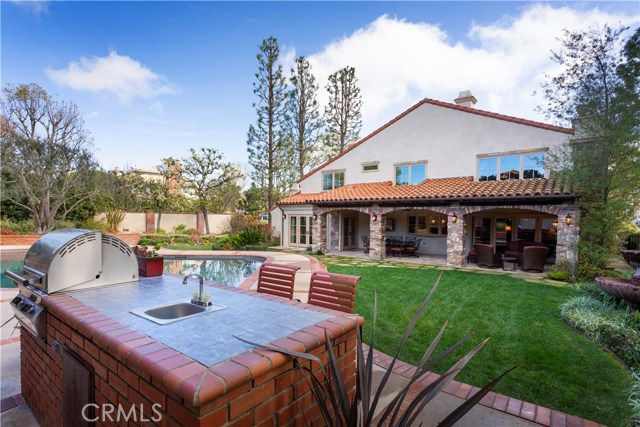 29 Country Meadow Road, Rolling Hills Estates, California 90274, 4 Bedrooms Bedrooms, ,5 BathroomsBathrooms,Residential,Sold,Country Meadow,SB20186636
