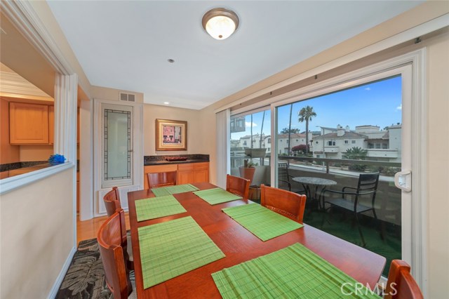 230 Catalina Avenue, Redondo Beach, California 90277, 2 Bedrooms Bedrooms, ,2 BathroomsBathrooms,Residential,Sold,Catalina,OC19186347