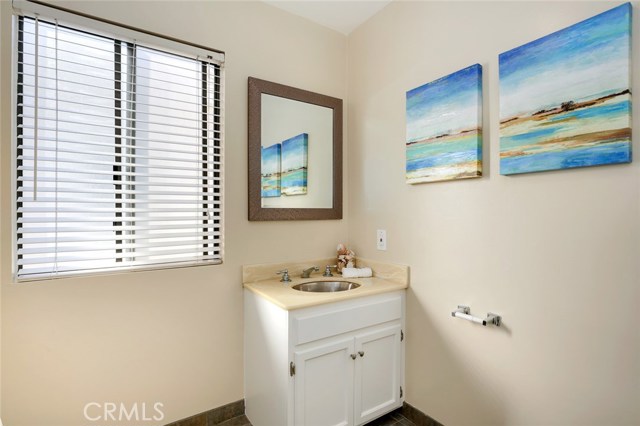 1739 Stanford Avenue, Redondo Beach, California 90278, 3 Bedrooms Bedrooms, ,2 BathroomsBathrooms,Residential,Sold,Stanford,SB18228570