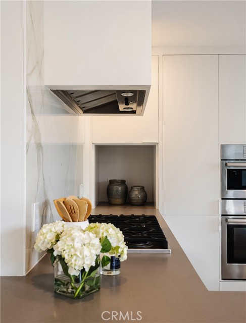 587 36th Street, Manhattan Beach, California 90266, 3 Bedrooms Bedrooms, ,2 BathroomsBathrooms,Residential,Sold,36th,SB21105044