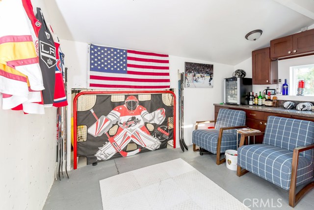 304 Gertruda Avenue, Redondo Beach, California 90277, 3 Bedrooms Bedrooms, ,2 BathroomsBathrooms,Residential,Sold,Gertruda,PV17065927