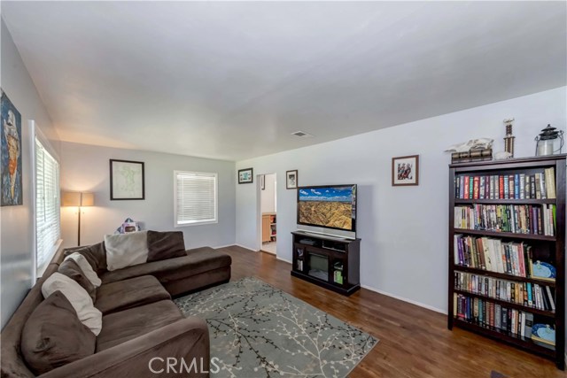 1202 Firmona Avenue, Redondo Beach, California 90278, 3 Bedrooms Bedrooms, ,2 BathroomsBathrooms,Residential,Sold,Firmona,SB20101809