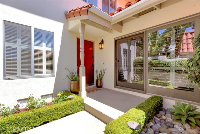 25 Via Granada, Rolling Hills Estates, California 90274, 3 Bedrooms Bedrooms, ,2 BathroomsBathrooms,Residential,Sold,Via Granada,TR21114102