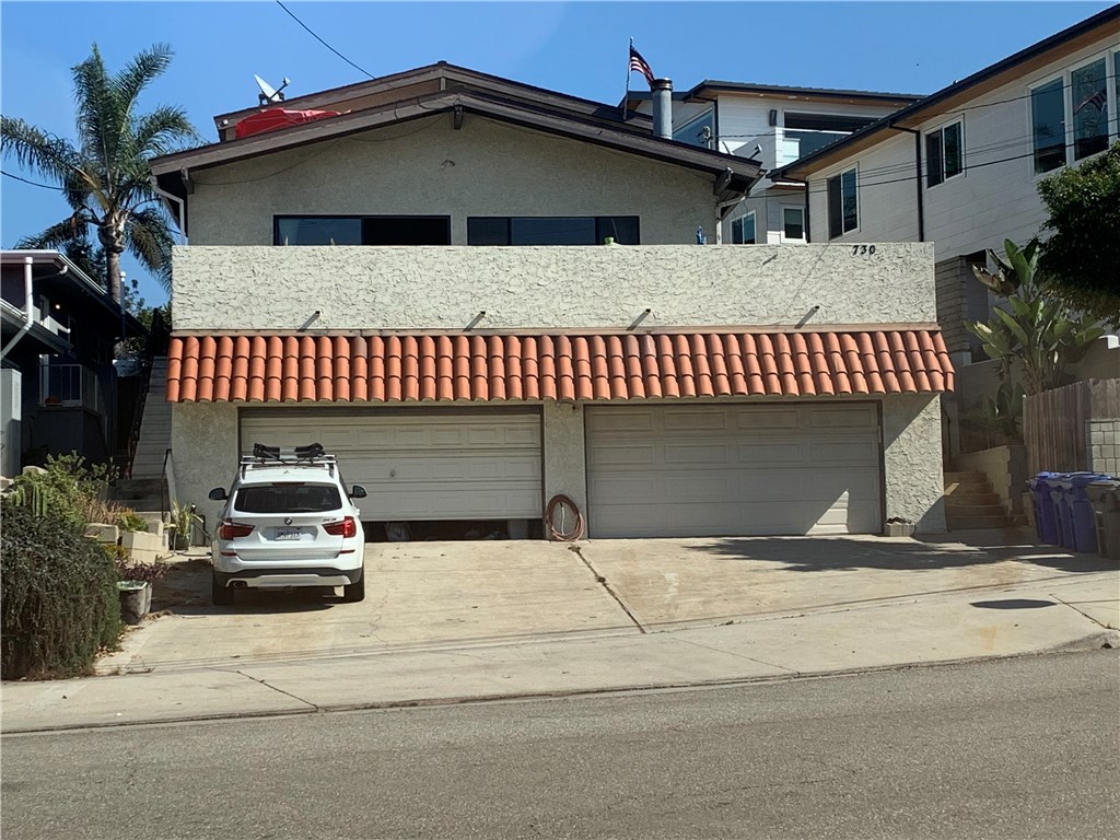 730 Lucia Avenue, Redondo Beach, California 90277, ,Residential Income,Sold,Lucia,SB20235605