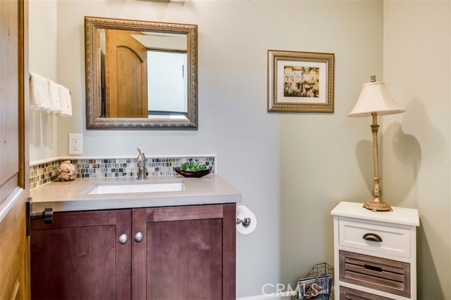 2006 Bataan Road, Redondo Beach, California 90278, 4 Bedrooms Bedrooms, ,2 BathroomsBathrooms,Residential,Sold,Bataan,PV18076568