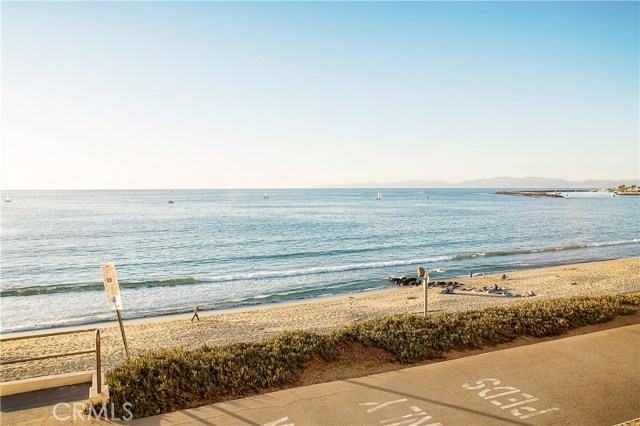531 Esplanade, Redondo Beach, California 90277, 2 Bedrooms Bedrooms, ,2 BathroomsBathrooms,Residential,Sold,Esplanade,SW20187522