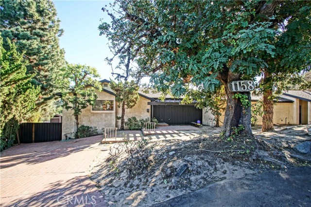 1158 Longfellow Drive, Manhattan Beach, California 90266, 3 Bedrooms Bedrooms, ,3 BathroomsBathrooms,Residential,Sold,Longfellow,SB17084127