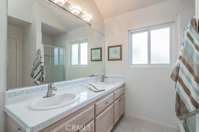 2119 Gates Avenue, Redondo Beach, California 90278, 4 Bedrooms Bedrooms, ,2 BathroomsBathrooms,Residential,Sold,Gates,SB18242612