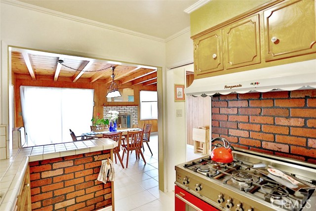 3313 Gibson Place, Redondo Beach, California 90278, 4 Bedrooms Bedrooms, ,2 BathroomsBathrooms,Residential,Sold,Gibson,PW17121202