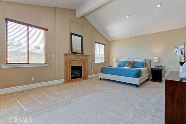 2419 Huntington Lane, Redondo Beach, California 90278, 4 Bedrooms Bedrooms, ,3 BathroomsBathrooms,Residential,Sold,Huntington,SB20180738