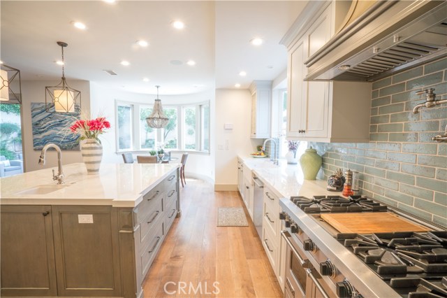 1324 18th Street, Manhattan Beach, California 90266, 5 Bedrooms Bedrooms, ,4 BathroomsBathrooms,Residential,Sold,18th,SB20162082
