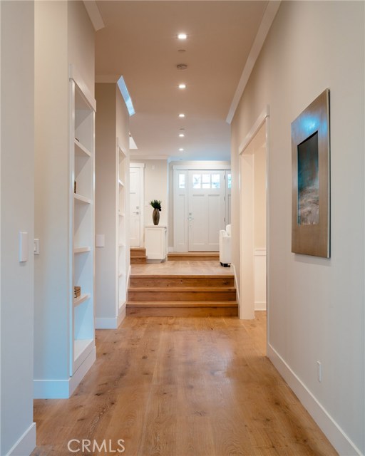 1457 18th Street, Manhattan Beach, California 90266, 5 Bedrooms Bedrooms, ,2 BathroomsBathrooms,Residential,Sold,18th,SB17091633