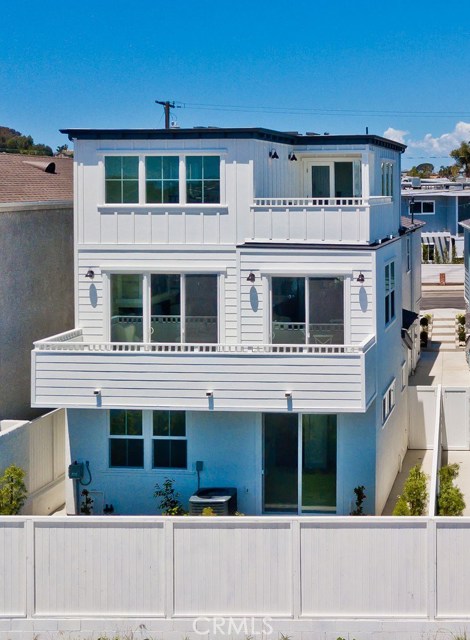 1524 Wollacott Street, Redondo Beach, California 90278, 4 Bedrooms Bedrooms, ,2 BathroomsBathrooms,Residential,Sold,Wollacott,SB19120609