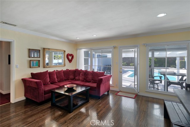 3 Bed Home for Sale in Sun Valley, California