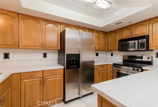 420 Esplanade, Redondo Beach, California 90277, 3 Bedrooms Bedrooms, ,2 BathroomsBathrooms,Residential,Sold,Esplanade,SB17257149