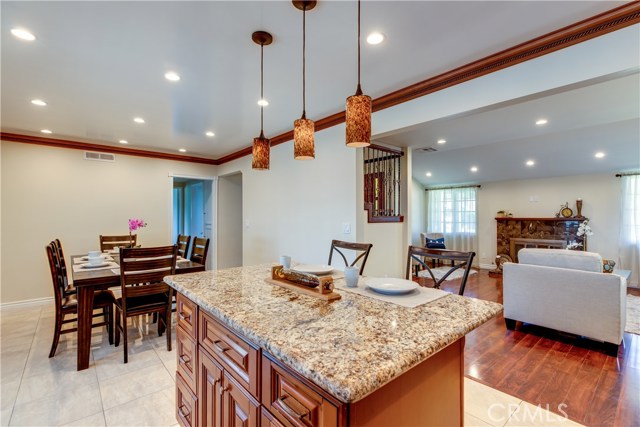 600 Faye Lane, Redondo Beach, California 90277, 5 Bedrooms Bedrooms, ,1 BathroomBathrooms,Residential,Sold,Faye,SB19183101