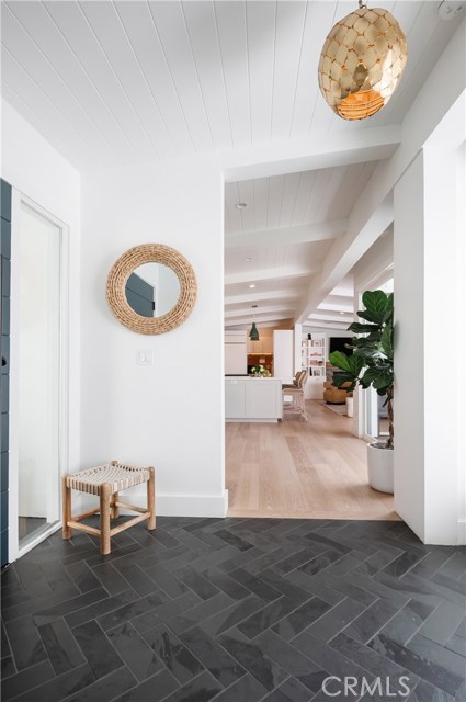 2618 Laurel Avenue, Manhattan Beach, California 90266, 5 Bedrooms Bedrooms, ,3 BathroomsBathrooms,Residential,Sold,Laurel,SB20148528