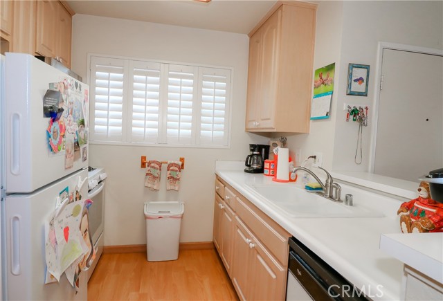 2 Bed Home for Sale in Newhall, California