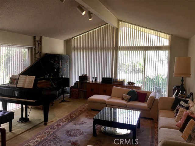 29630 Stonecrest Road, Rancho Palos Verdes, California 90275, 4 Bedrooms Bedrooms, ,3 BathroomsBathrooms,Residential,Sold,Stonecrest,PV18242672