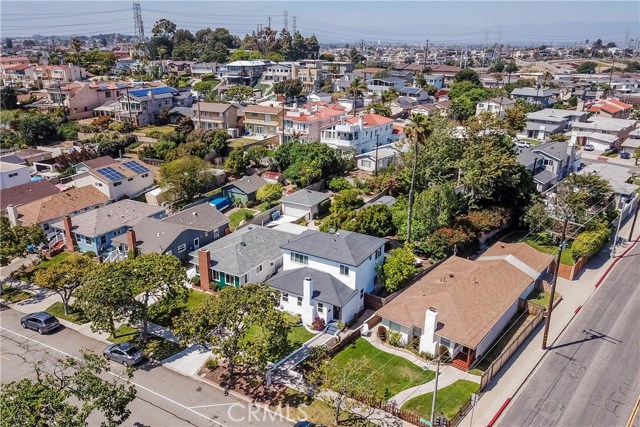 702 Maria Avenue, Redondo Beach, California 90277, 4 Bedrooms Bedrooms, ,2 BathroomsBathrooms,Residential,Sold,Maria,SB19137307
