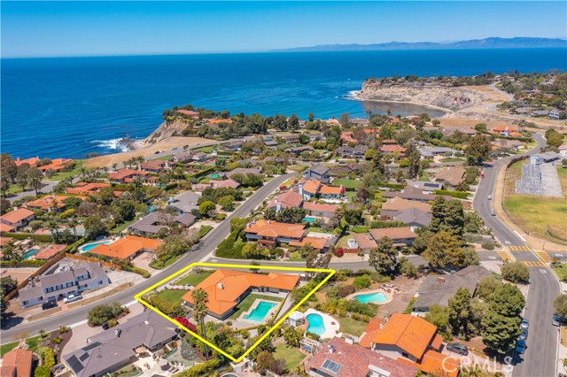 2820 Via Neve, Palos Verdes Estates, California 90274, 3 Bedrooms Bedrooms, ,1 BathroomBathrooms,Residential,Sold,Via Neve,SB21090867