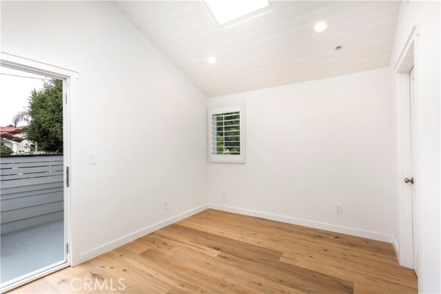 BONUS ROOM WITH CLOSET UPSTAIRS COULD BE USED AS 4TH BEDROOM