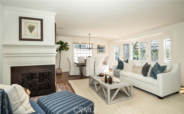 659 18th Street, Manhattan Beach, California 90266, 4 Bedrooms Bedrooms, ,3 BathroomsBathrooms,Residential,Sold,18th,SB19269469