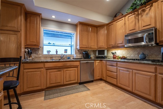 2708 Laurel Avenue, Manhattan Beach, California 90266, 3 Bedrooms Bedrooms, ,3 BathroomsBathrooms,Residential,Sold,Laurel,SB19150797