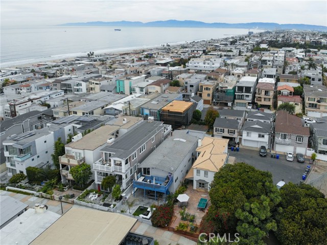 429 20th Street, Manhattan Beach, California 90266, 3 Bedrooms Bedrooms, ,1 BathroomBathrooms,Residential,Sold,20th,SB20228436