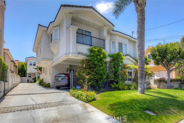 1930 Graham Avenue, Redondo Beach, California 90278, 4 Bedrooms Bedrooms, ,2 BathroomsBathrooms,Residential,Sold,Graham,SB18127117