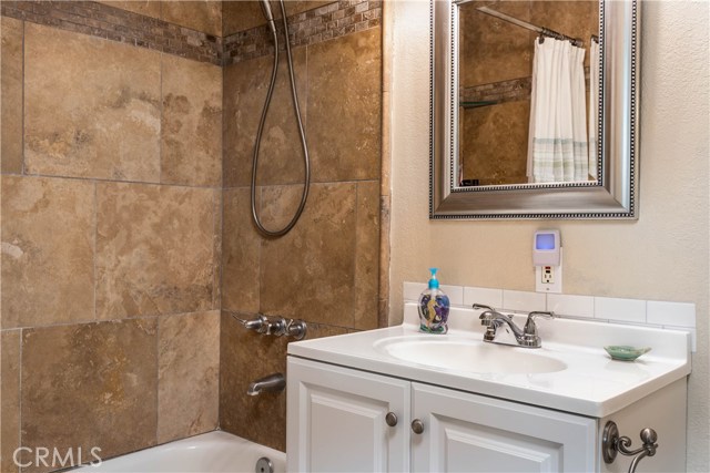 Travertine tile