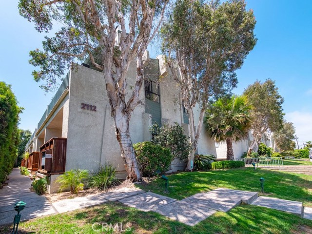 2112 Vanderbilt Lane, Redondo Beach, California 90278, 2 Bedrooms Bedrooms, ,2 BathroomsBathrooms,Residential,Sold,Vanderbilt,PW18140732